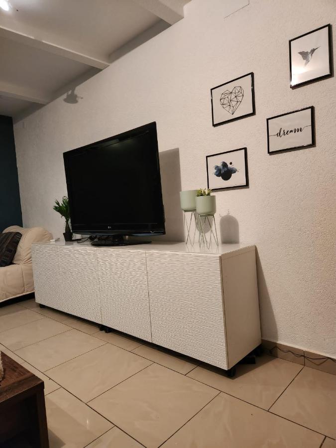 Suite 2 Lits Auberge Du Manala Hotel 24 24 Proche Basel サン・ルイ エクステリア 写真