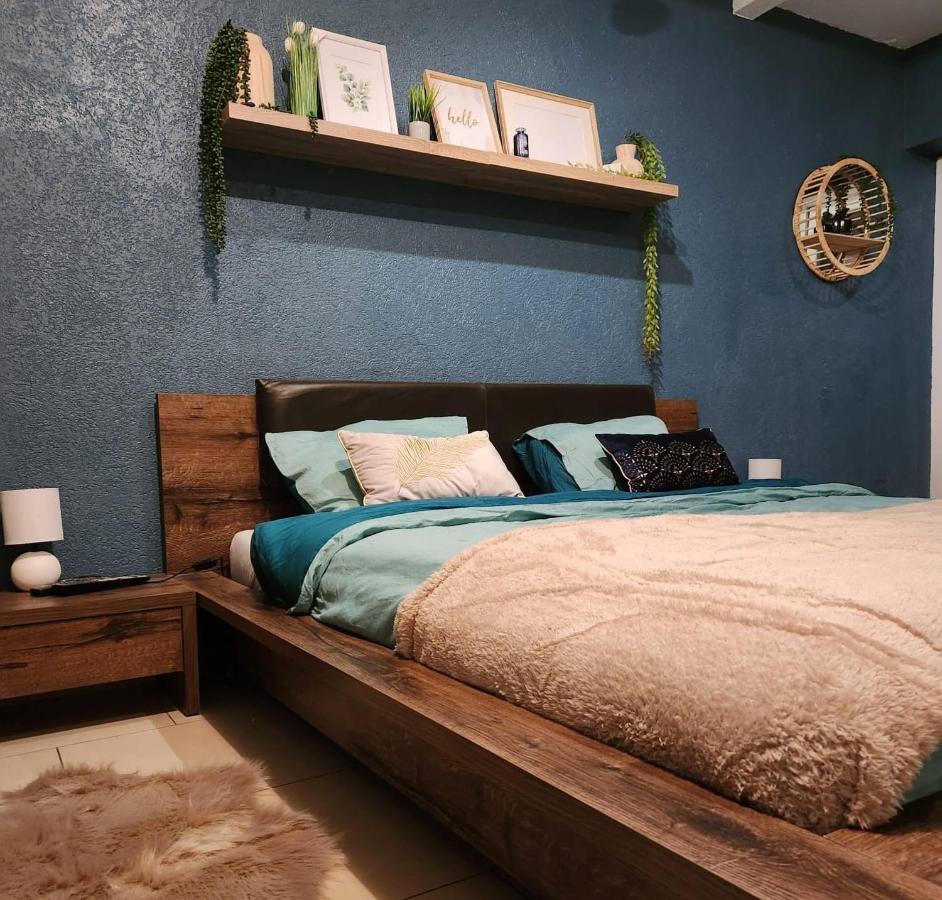 Suite 2 Lits Auberge Du Manala Hotel 24 24 Proche Basel サン・ルイ エクステリア 写真